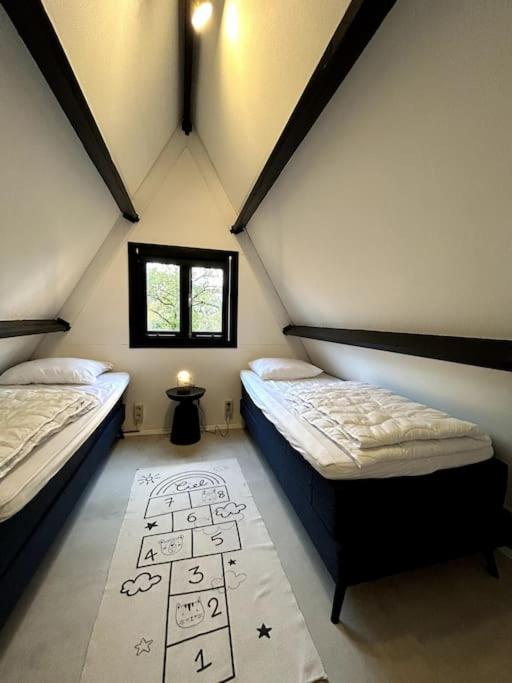 Chaleureux Chalet A ดูร์บี ภายนอก รูปภาพ