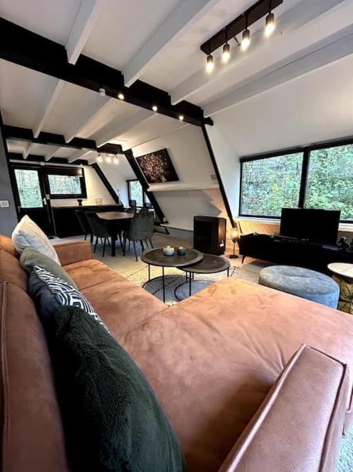 Chaleureux Chalet A ดูร์บี ภายนอก รูปภาพ