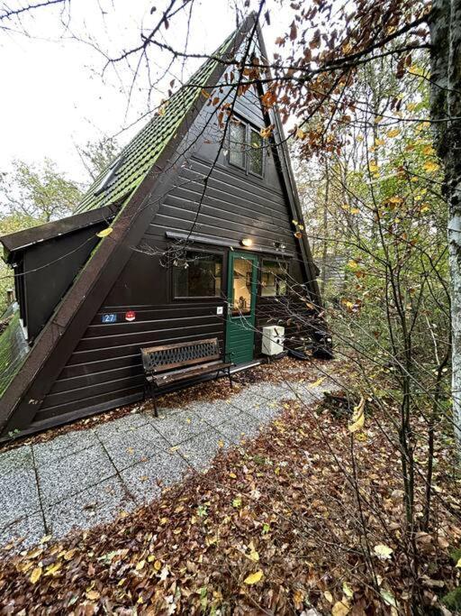 Chaleureux Chalet A ดูร์บี ภายนอก รูปภาพ